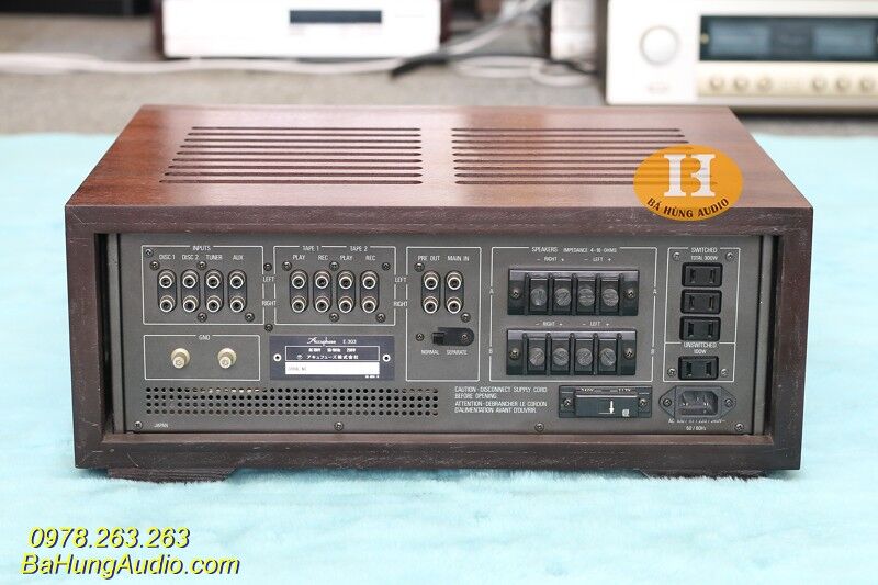 Amply Accuphase E303 đẹp xuất sắc