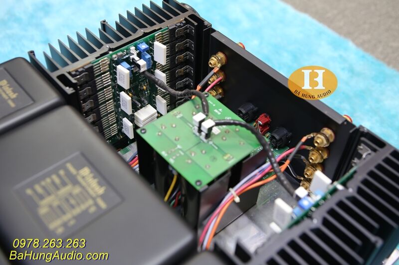 Amply MCIntosh MA7000 Hàng đẹp như mới