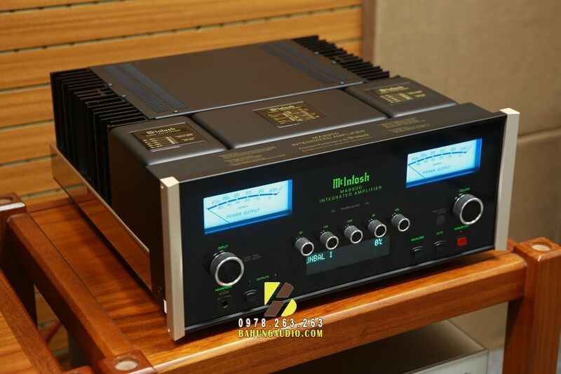 Amply Mcintosh MA8900 hàng mới chính hãng