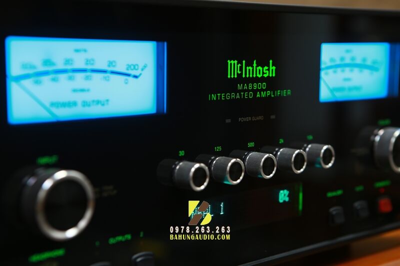 Amply Mcintosh MA8900 hàng mới chính hãng