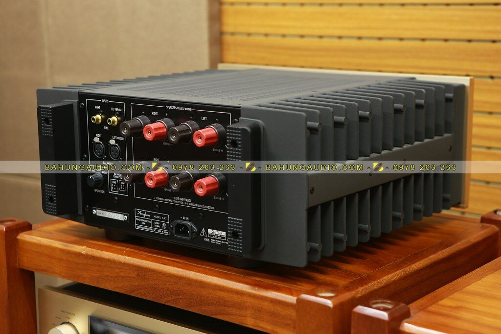 Power Amplifier Accuphase A-47